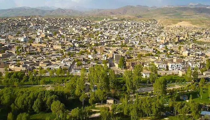 روستای احمدآباد تکاب | ایران بوم گردی